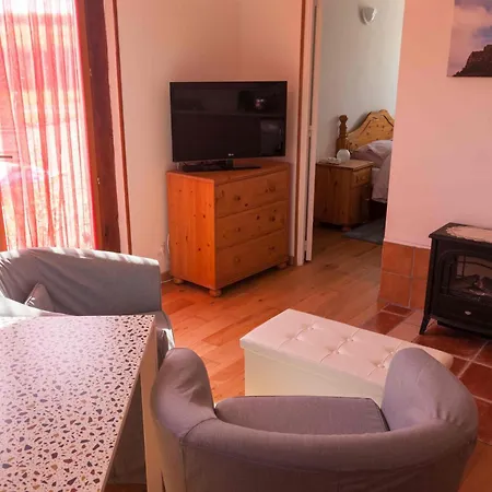 Rouge - 3 Star Ground Floor Apartamento