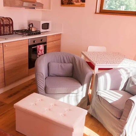 Rouge - 3 Star Ground Floor Apartamento Mantilly