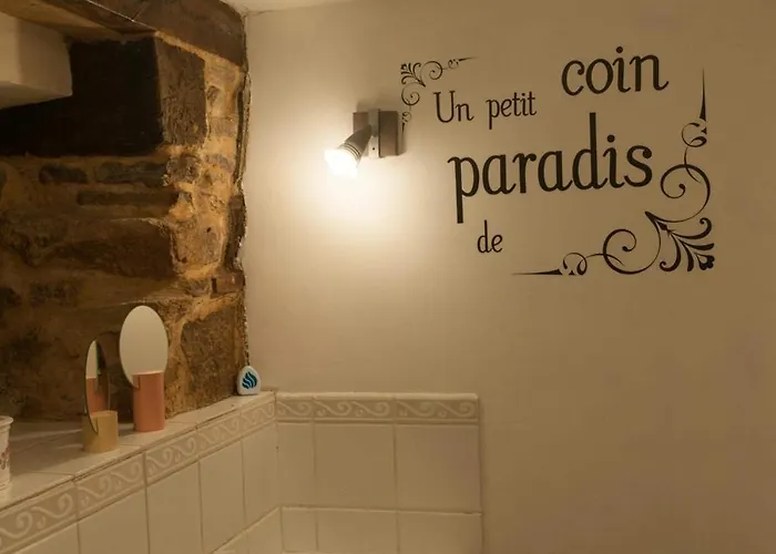 Rouge - 3 Star Ground Floor